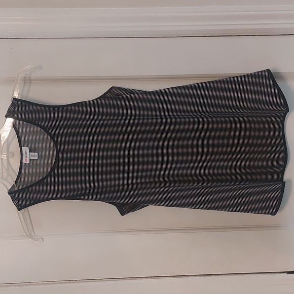 Peter pilotto limited target collection set. Pants size 6 and top is a small. - Picture 4 of 7